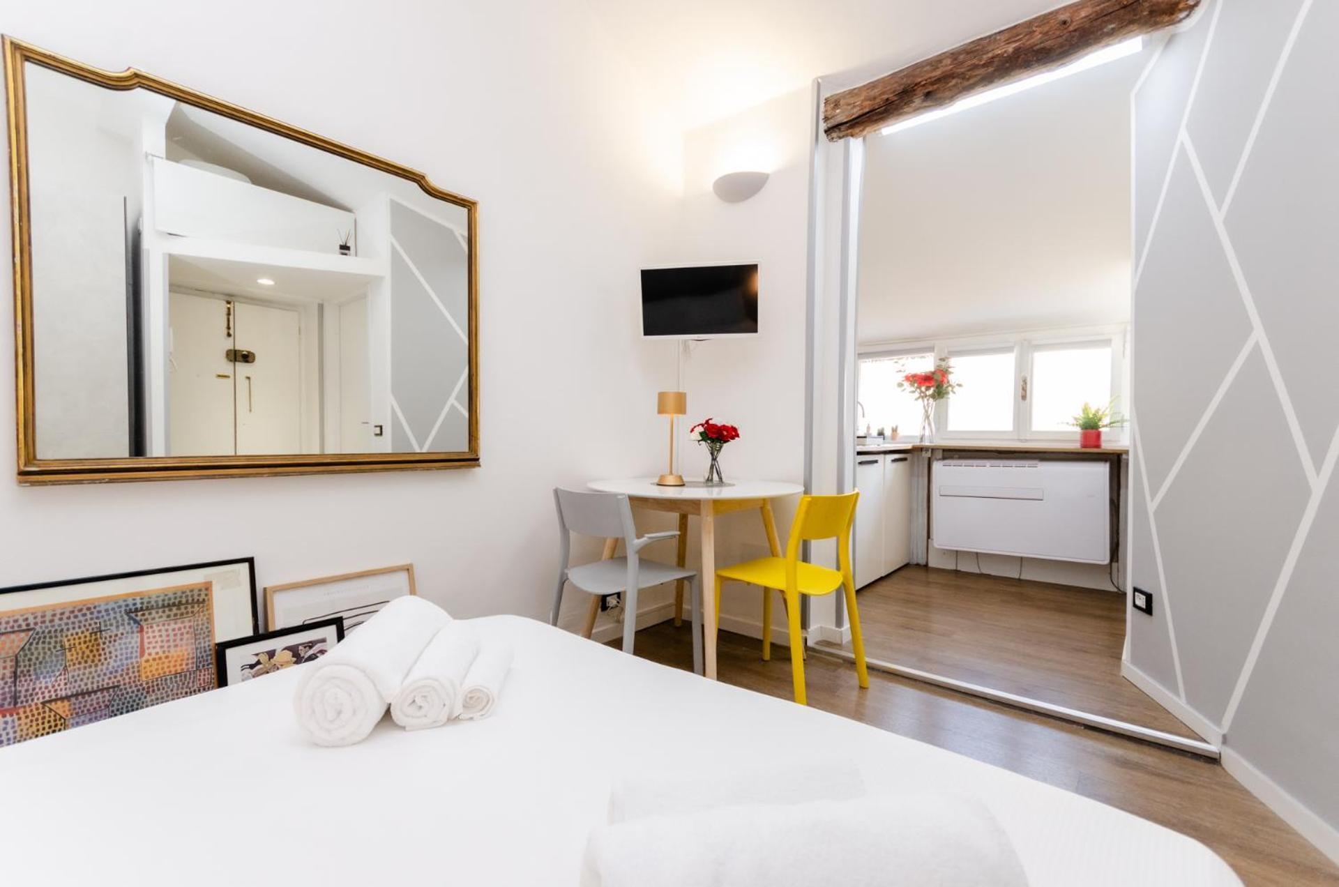 Vivimihome - Carcano House A Pochi Minuti Dai Navigli Milaan Buitenkant foto